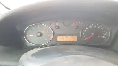 Véhicule à la ferraille fiat stilo (192_) 1.6 16v (192_xb1a) de l'année 2002 alimenté 182 b6.000