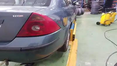 Veículo de Sucata ford mondeo iii sedán (b4y) 2.0 tdci do ano 2002 alimentado fmba