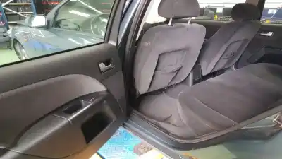 Veículo de Sucata ford mondeo iii sedán (b4y) 2.0 tdci do ano 2002 alimentado fmba