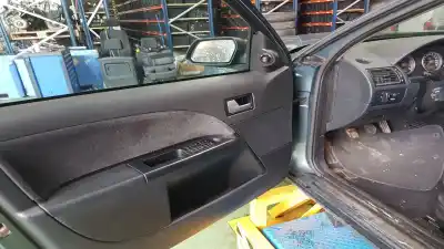 Veículo de Sucata ford mondeo iii sedán (b4y) 2.0 tdci do ano 2002 alimentado fmba