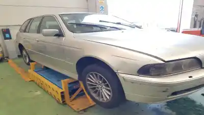 Sloopvoertuig bmw serie 5 berlina (e39) 3.0 530d van het jaar 2000 aangedreven 306d1