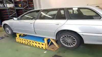 Sloopvoertuig bmw serie 5 berlina (e39) 3.0 530d van het jaar 2000 aangedreven 306d1