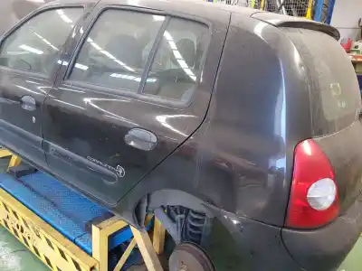 Veículo de Sucata renault clio ii (bb_, cb_) 1.5 dci (b/cb07) do ano 2005 alimentado k9ka7