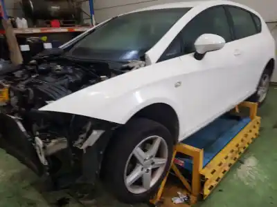 Scrapping Vehicle seat leon (1p1) 1.9 tdi of the year 2009 powered bxf