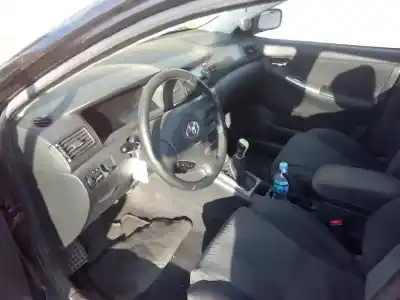 Scrapping Vehicle toyota corolla (e12) 1.6 16v of the year 2004 powered 3zzfe