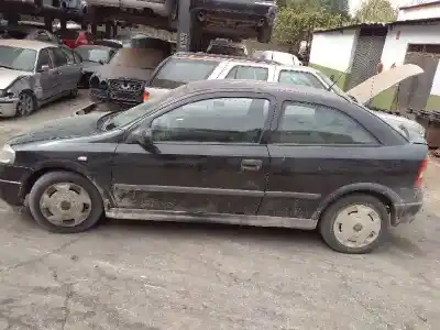Veículo de Sucata OPEL ASTRA G BERLINA Club do ano 2003 alimentado Z16SE