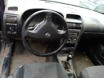 Veículo de Sucata opel astra g berlina club do ano 2003 alimentado z16se