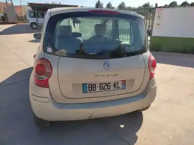 Veículo de Sucata RENAULT MODUS Confort Dynamique do ano 2005 alimentado 