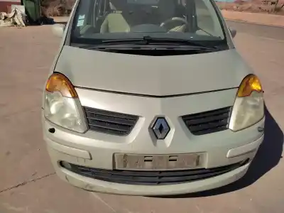 Veículo de Sucata renault modus confort dynamique do ano 2005 alimentado 
