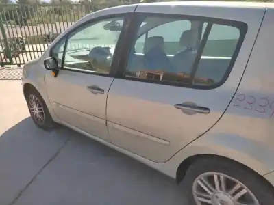 Veículo de Sucata renault modus confort dynamique do ano 2005 alimentado 