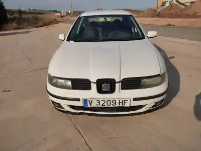 Veículo de Sucata seat toledo (1m2) select do ano 2000 alimentado ahf