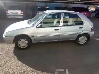 Veículo de Sucata citroen saxo 1.1 sx do ano 1998 alimentado hdz
