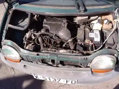 Véhicule à la ferraille renault twingo (co6) 1.2 de l'année 1995 alimenté c3g