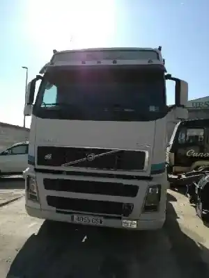 Здавання транспортного засобу VOLVO FH 12 2002 -> FSA XLOW 4X2 Corto року 2004 потужний D12D460EC01