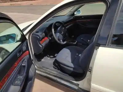 Veículo de Sucata audi a4 berlina (b5) 1.9 tdi do ano 1999 alimentado afn