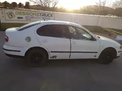 Veículo de Sucata seat toledo (1m2) select do ano 2001 alimentado asv