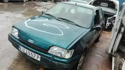 Veículo de Sucata ford fiesta berl./courier courier familiar do ano 1994 alimentado j6b