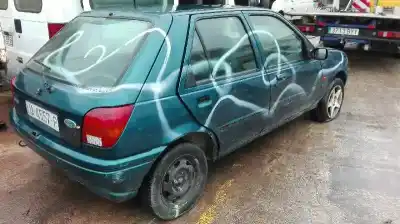 Veículo de Sucata ford fiesta berl./courier courier familiar do ano 1994 alimentado j6b