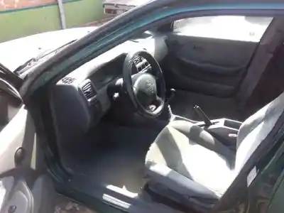 Veículo de Sucata nissan almera (n15) competence (1998) do ano 1999 alimentado cd20