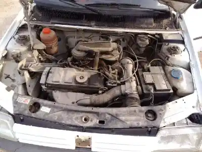 Veículo de Sucata peugeot 205 berlina 1.1 mito do ano 1996 alimentado 