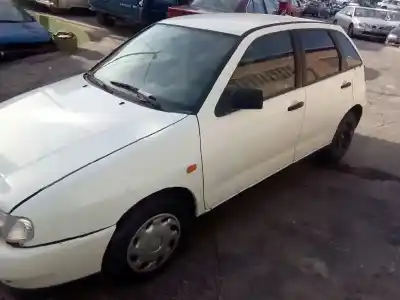 Veículo de Sucata seat ibiza (6k) básico do ano 1998 alimentado 1y