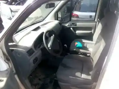 Здавання транспортного засобу ford tourneo connect (tc7) familiar року 2005 потужний hcpa Здавання транспортного засобу ford tourneo connect (tc7) familiar року 2005 потужний hcpa