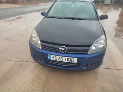 Veículo de Sucata opel astra h berlina cosmo do ano 2004 alimentado z19dth