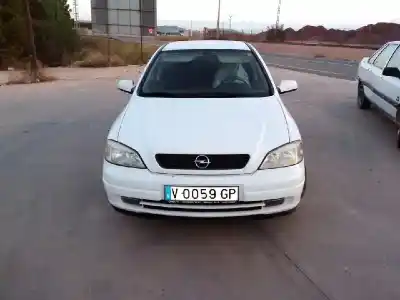 Veículo de Sucata OPEL ASTRA G BERLINA Club do ano 1999 alimentado X20DTL