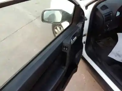 Veículo de Sucata opel astra g berlina club do ano 1999 alimentado x20dtl