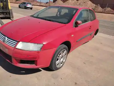 Véhicule à la ferraille FIAT STILO (192) 1.9 JTD CAT de l'année 2002 alimenté 
