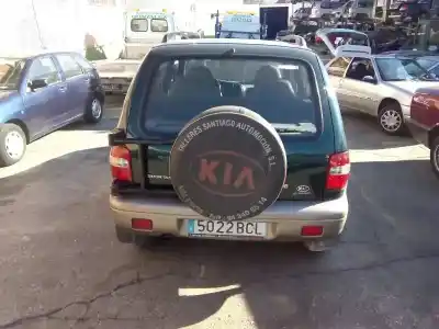 Sloopvoertuig kia sportage td van het jaar 2000 aangedreven re