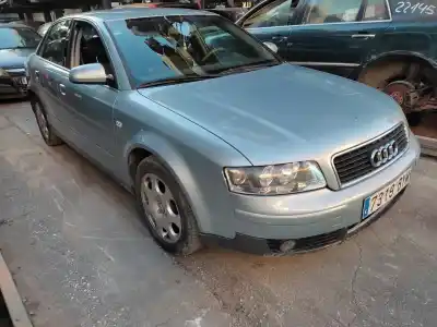 Veículo de Sucata audi a4 berlina (8e) 2.5 tdi (120kw) do ano 2002 alimentado bfc