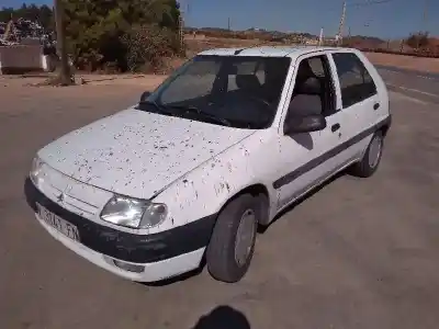 Sloopvoertuig citroen saxo 1.5 diesel van het jaar 1997 aangedreven vjz