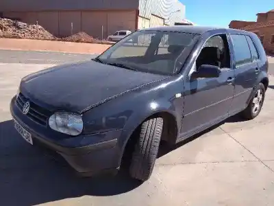 Veículo de Sucata volkswagen golf iv berlina (1j1) básico do ano 1998 alimentado akl