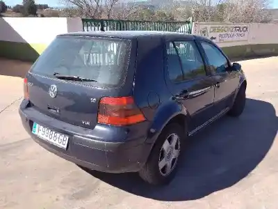 Veículo de Sucata volkswagen golf iv berlina (1j1) básico do ano 1998 alimentado akl