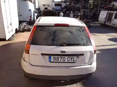 Veículo de Sucata ford fiesta (cbk) trend do ano 2004 alimentado f6ja