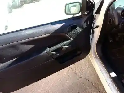 Veículo de Sucata ford fiesta (cbk) trend do ano 2004 alimentado f6ja