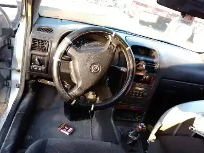 Veículo de Sucata opel astra g berlina club do ano 2001 alimentado y20dth