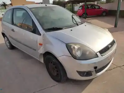 Veículo de Sucata ford fiesta (cbk) ambiente do ano 2005 alimentado 