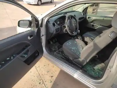 Veículo de Sucata ford fiesta (cbk) ambiente do ano 2005 alimentado 