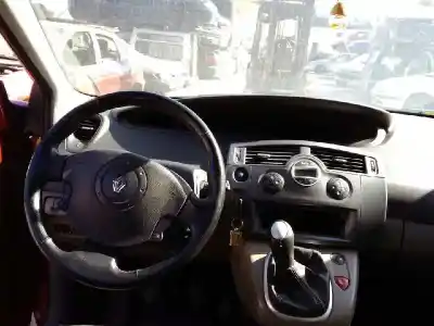 Veículo de Sucata renault scenic ii confort authentique do ano 2006 alimentado k4m t7