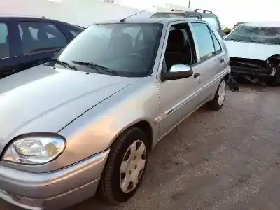 Veículo de Sucata citroen saxo 1.4 sx do ano 2001 alimentado kfw