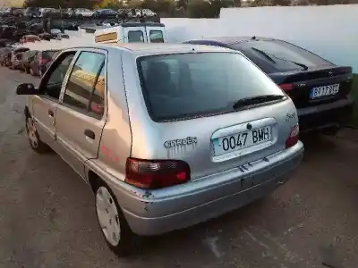 Veículo de Sucata citroen saxo 1.4 sx do ano 2001 alimentado kfw