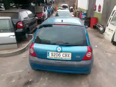 Здавання транспортного засобу renault clio ii fase ii (b/cb0) authentique року 2002 потужний d7f g7