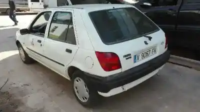 Veículo de Sucata ford fiesta berl./courier surf do ano 1996 alimentado g6a