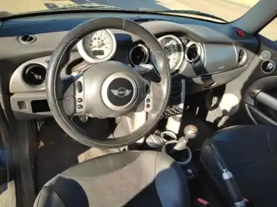 Scrapping Vehicle mini cooper s  of the year 2003 powered w11b16a