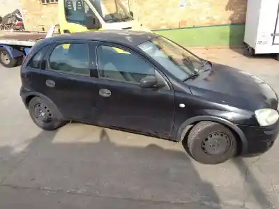 Veículo de Sucata opel corsa c blue line do ano 2004 alimentado z13dt
