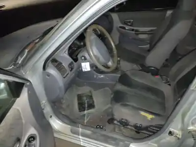 Veículo de Sucata hyundai accent (lc) gls do ano 2001 alimentado 