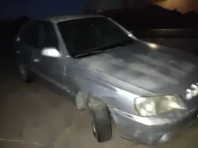 Veículo de Sucata hyundai accent (lc) gls do ano 2001 alimentado 