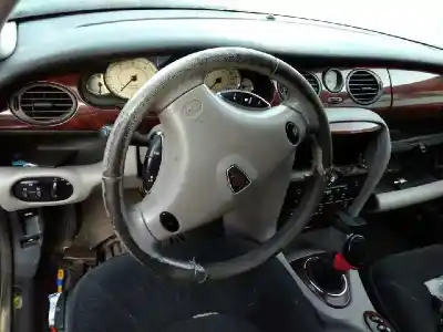 Veicolo di demolizione mg serie 75 (rj) 2.0 cdti classic dell'anno 2003 alimentato 204d2